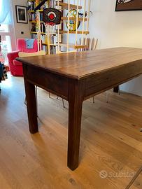 tavolo rustico in noce