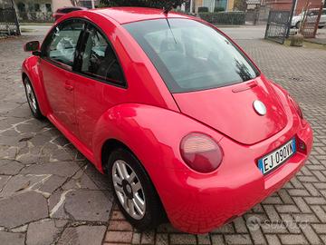 Volkswagen New Beetle 2.0 Gpl pelle e tettuccio