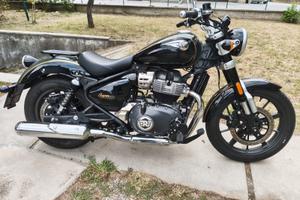 Royal Enfield Super Meteor 650 - 2024