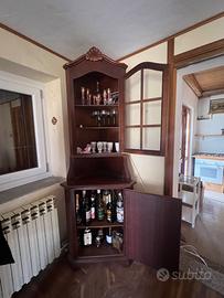 Mobile in legno massello – elegante e versatile (2