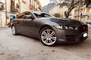 Jaguar XE Awd
