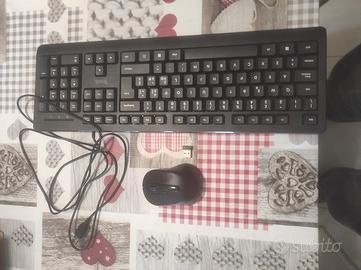 mouse wireless e tastiera con cavo trust