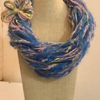 Sciarpa collana con mohair