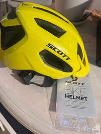 Casco scott
