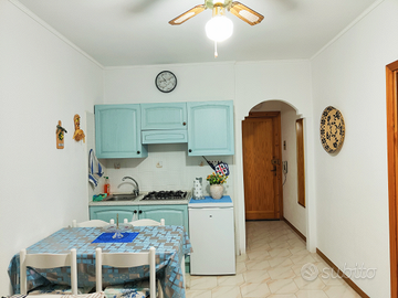 Libero solo agosto 50 mt dal mare