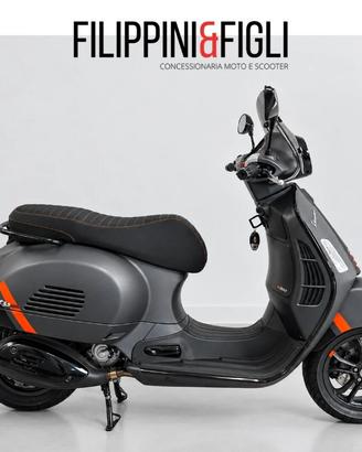 Piaggio Vespa 300 GTS hpe super sport