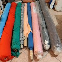 Rotoli di stoffa