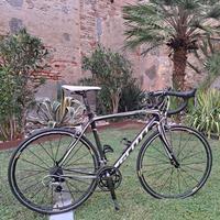 Bici da corsa SCOTT CR1 pro full carbon