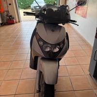 Piaggio Beverly 200cc 4T