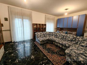Appartamento di 115 m² con 4 locali e box auto a G