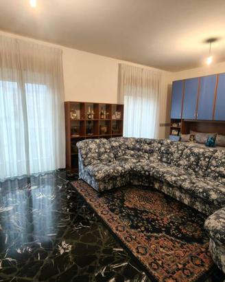 Appartamento di 115 m² con 4 locali e box auto a G