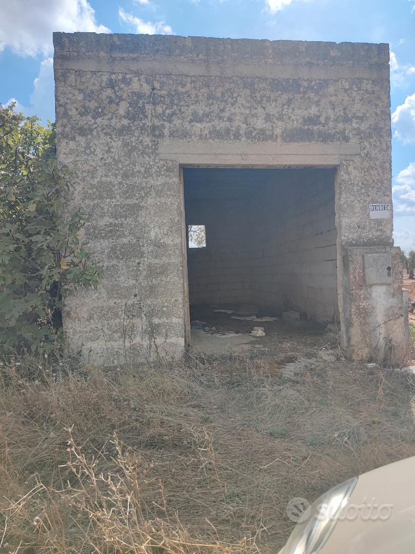 Terreno e rudere - Vista 2