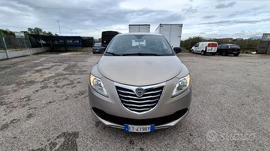 Lancia Ypsilon 0.9 TwinAir 85 CV 5 porte Metano Ec