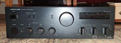 amplificatore Onkyo A-8520