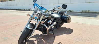 Custom Yamaha XVS 950 Midnight star