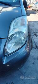 TOYOTA YARIS 2008 FARO ANTERIORE SX/DX