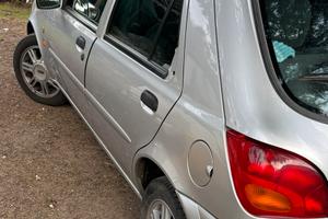 Fiesta ghia 1.2 16v