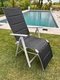 Poltrona pieghevole grigia