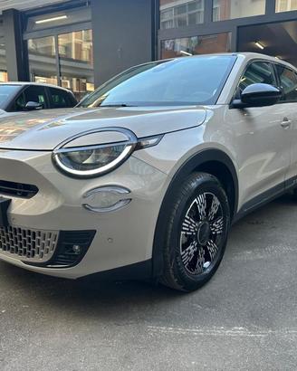FIAT 600 Hybrid 110 CV DCT MHEV Serie Speciale I