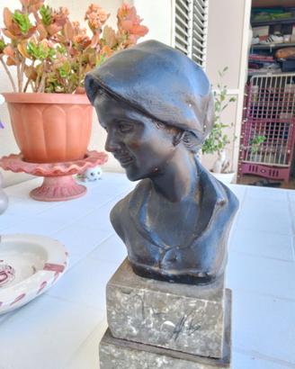 Statuetta mezzo busto in marmo