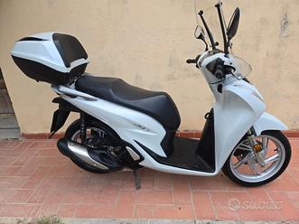 Fani Motors Sh 125 Usato 2013 Sh+125 Vendita In Moto E Scooter In