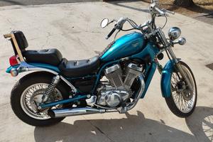 Suzuki Intruder 600