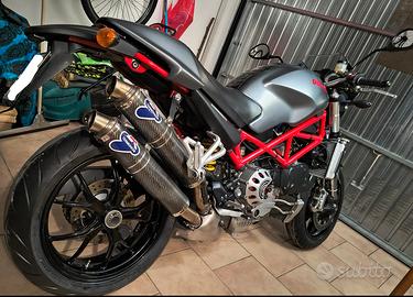 Ducati Monster S4R 998 testa stretta 