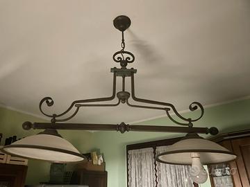 Lampadario in ferro battuto arte povera