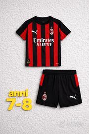 Maglia e pantaloncino Milan 2026 7-8 anni nuovo