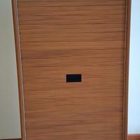 armadietto con saracinesca