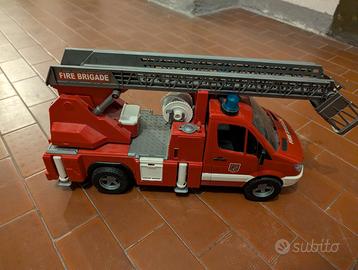 Bruder autopompa vigili del fuoco
