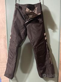 Pantaloni moto Revit