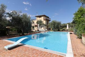 VILLA SINGOLA A MANOPPELLO