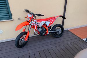 Motard beta 125 cc