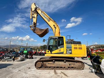 Komatsu PC210 NLC usato del 2017 - Escavatore cing