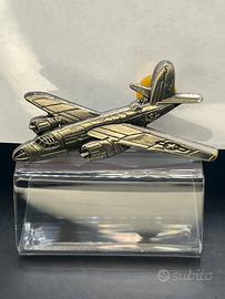 Spilla/Pin B-26 Marauder aereo storico americano