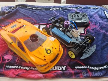macchina a scoppio kyosho 1/10 pure ten