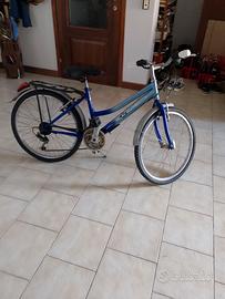 bicicletta da ragazza