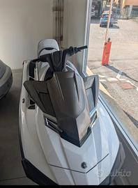 Yamaha wave runner