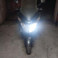 Suzuki Burgman 400