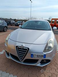 ALFA ROMEO Giulietta 1.6 JTDm-2 105 CV Distinctive