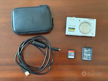 Nikon Coolpix S6200 16MP, Zoom 10x + SD 8GB