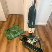 Aspirapolvere folletto vk121