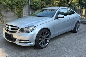 Mercedes-benz C 180 BlueEFFICIENCY Executive