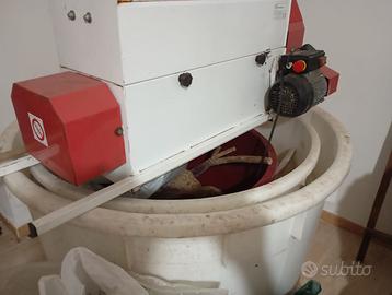 ATTREZZATURE VINICOLE