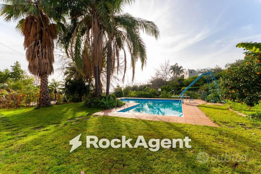 Rustico / Casale di 1069 m² con più di 5 locali e - Vista 5