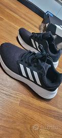 Scarpe Adidas nr. 40