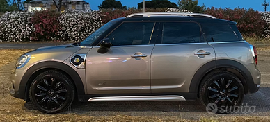 Mini Countryman SE Ibrida Plug-in 2017 Hype Full