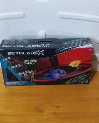 Beyblade  X- Celebrator Trail  Clash & Carry Arena