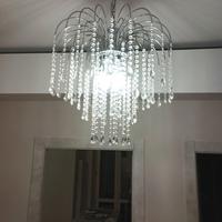 Lampadario a pioggia di cristalli